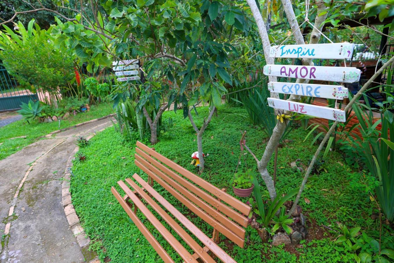 Pousada Linda Flor Bed & Breakfast Alto Paraíso de Goiás Exterior photo